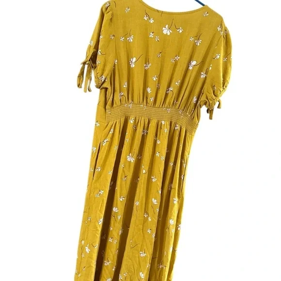 Universal Thread Yellow Gold Puff Sleeve Midi Dress - Picture 4 of 10